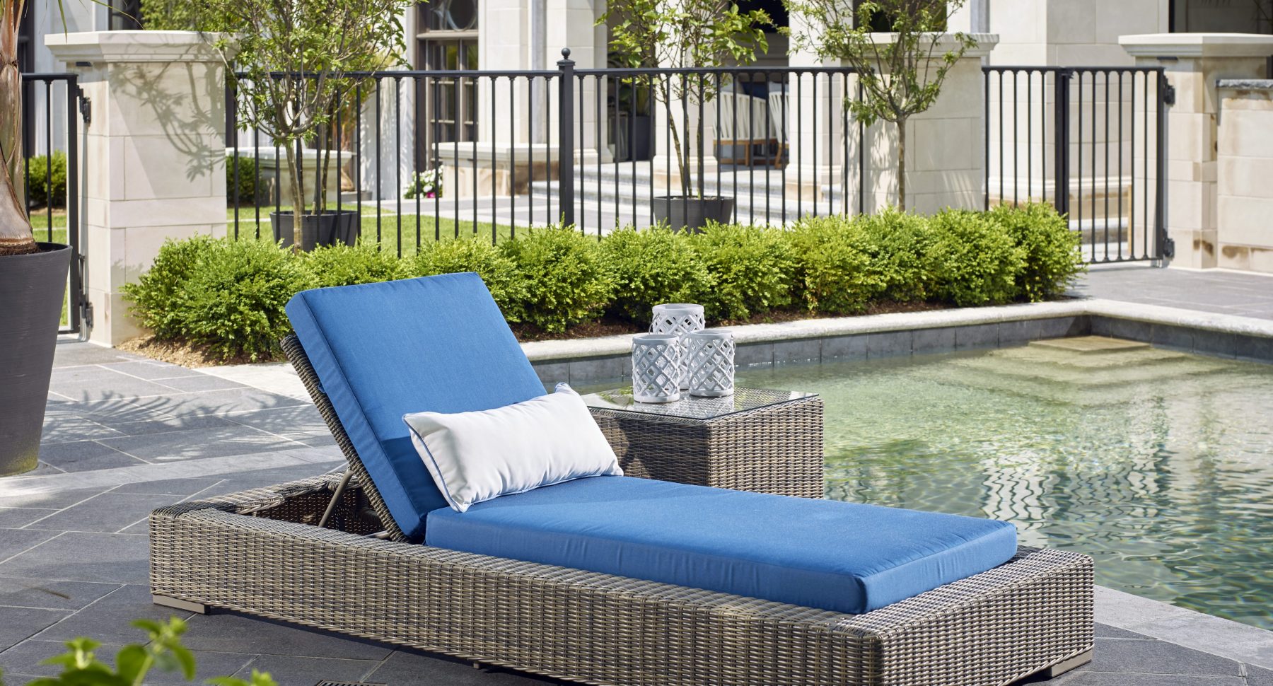 Vineyard Chaise Lounge