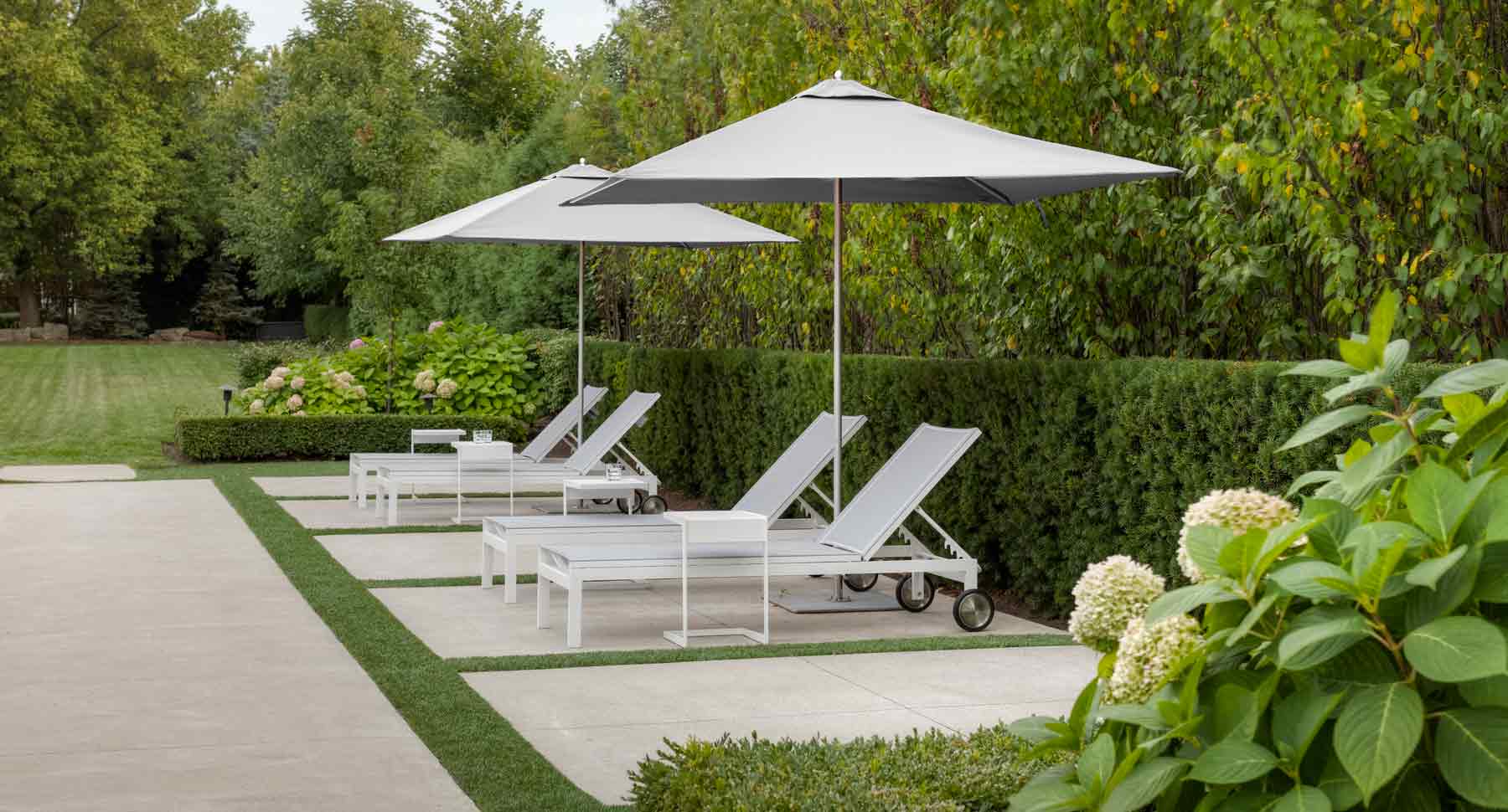 Celaya Chaise Lounge