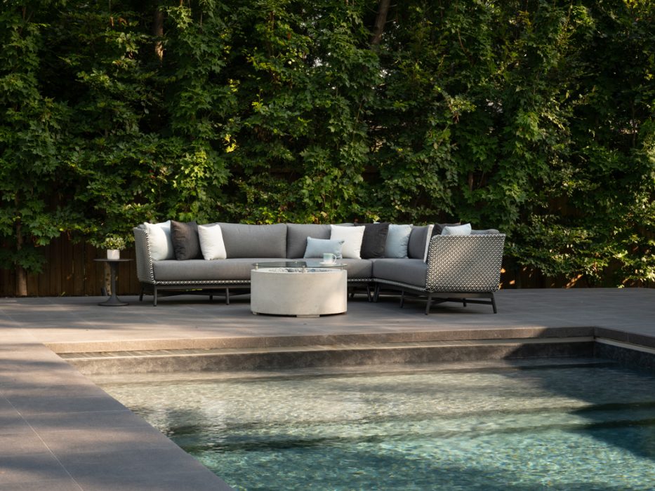 Breeze Sectional