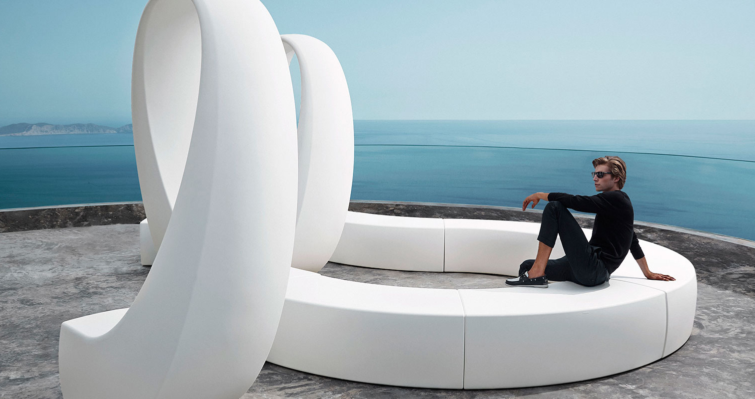 Vondom And Bench