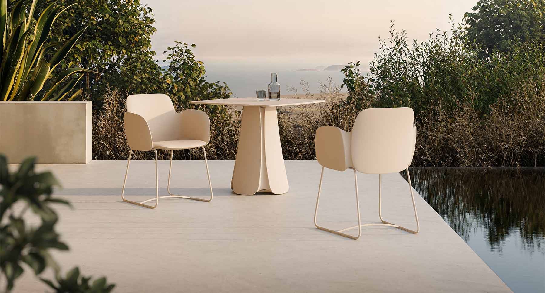 Vondom Pezzettina Dining Set
