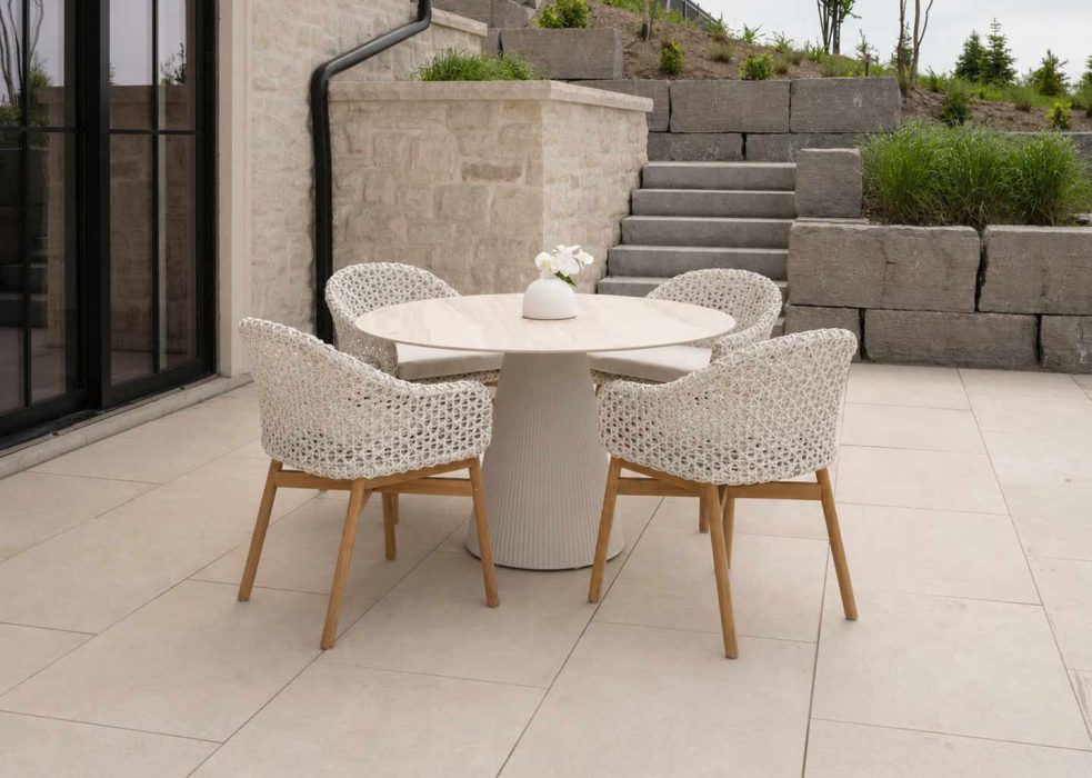 Breeze Rope Dining Arm Chair with Vondom Gatsby Round Dining Table
